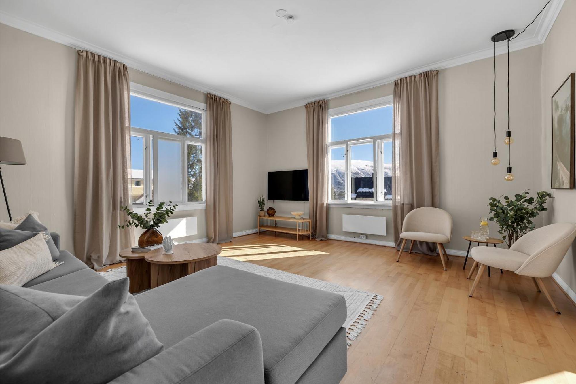 Amazing Tromso City Apartment With Free Parking And Lovely City Views! ภายนอก รูปภาพ