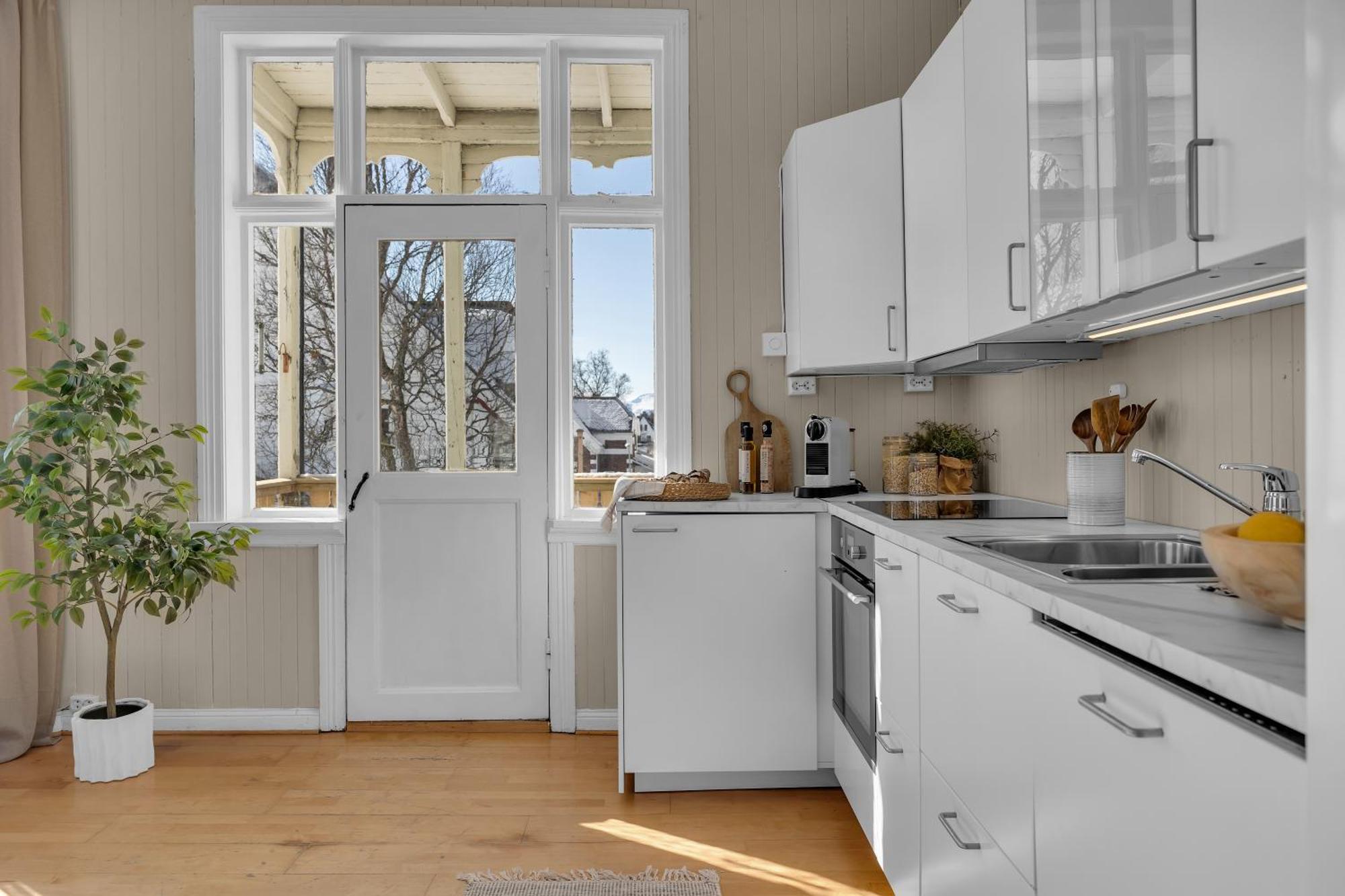 Amazing Tromso City Apartment With Free Parking And Lovely City Views! ภายนอก รูปภาพ